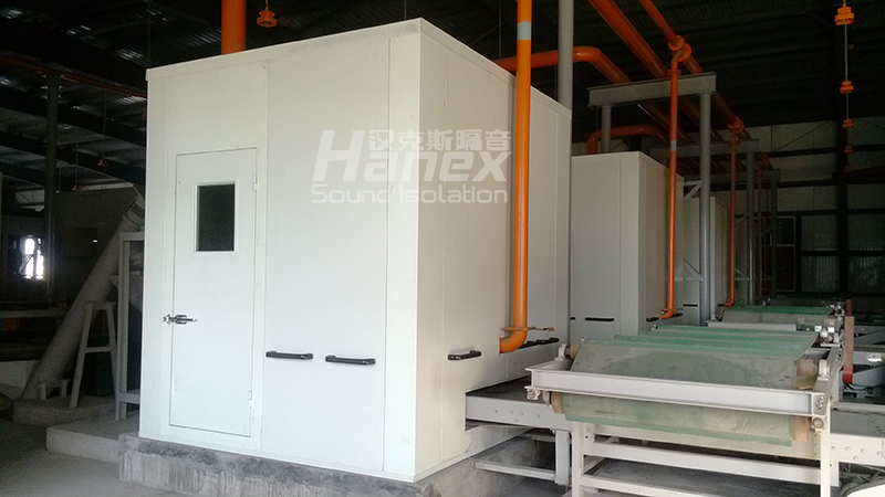 破碎機(jī)噪音大怎么解決？推薦安裝破碎機(jī)隔音罩